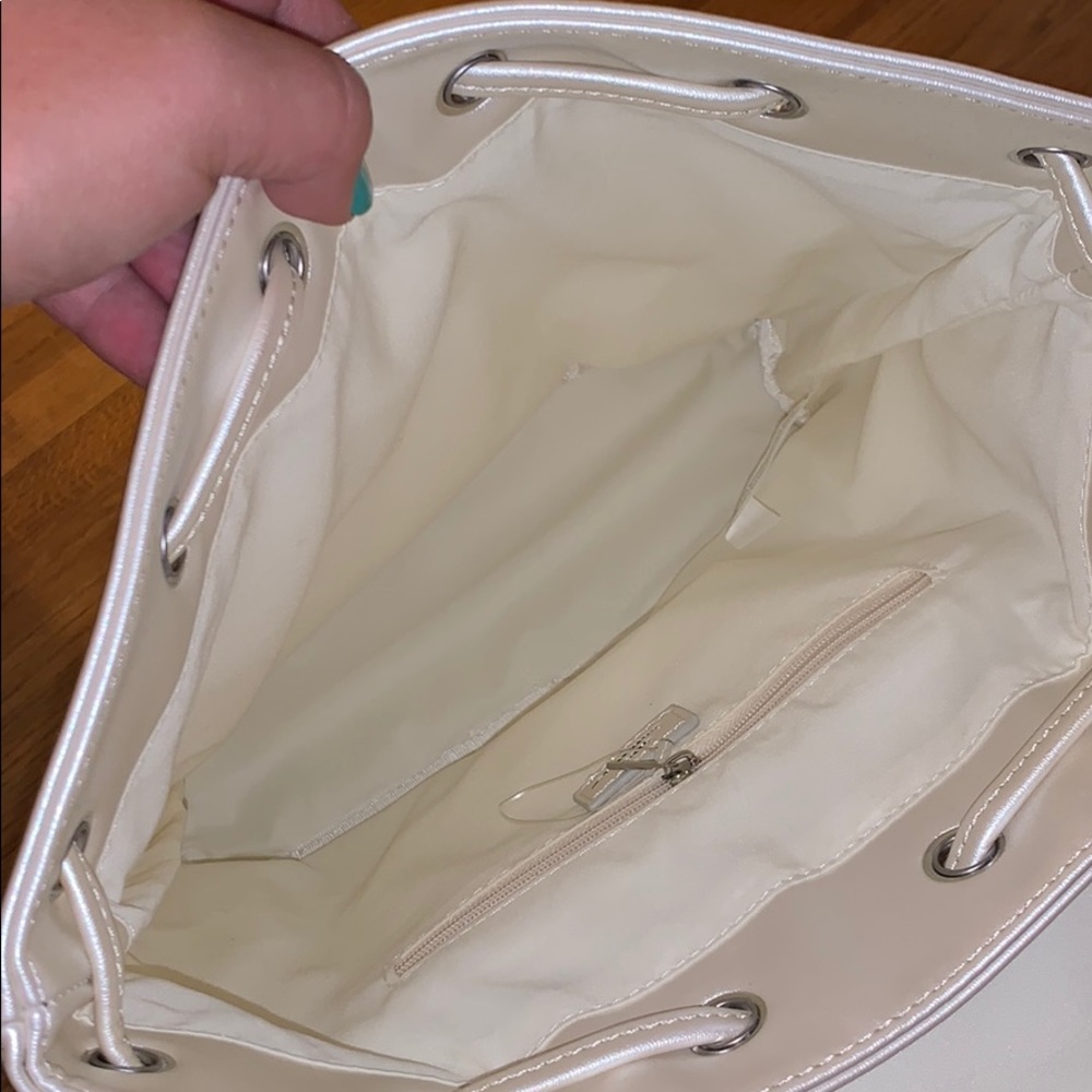 NWOT Urban outfitter small packback - Picture 7 of 7